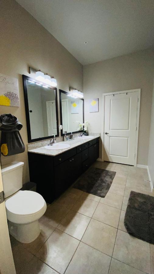 Walk To Nrg-City View Balcony- Free Parking-2Bdrm Near Nrg-Med Center-Galleria-Downtown Houston Exterior photo